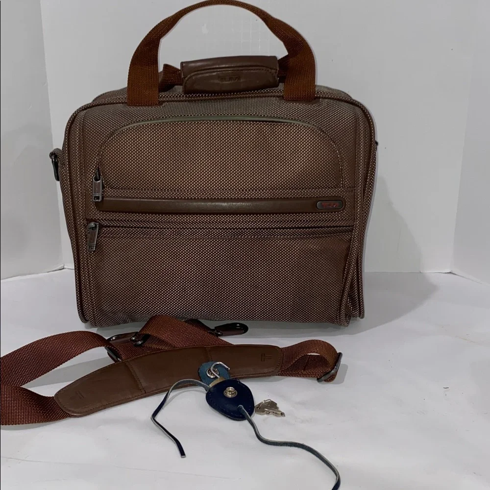 Tumi Ballistic Nylon Accessory Satchel Style #022155CH4 12
